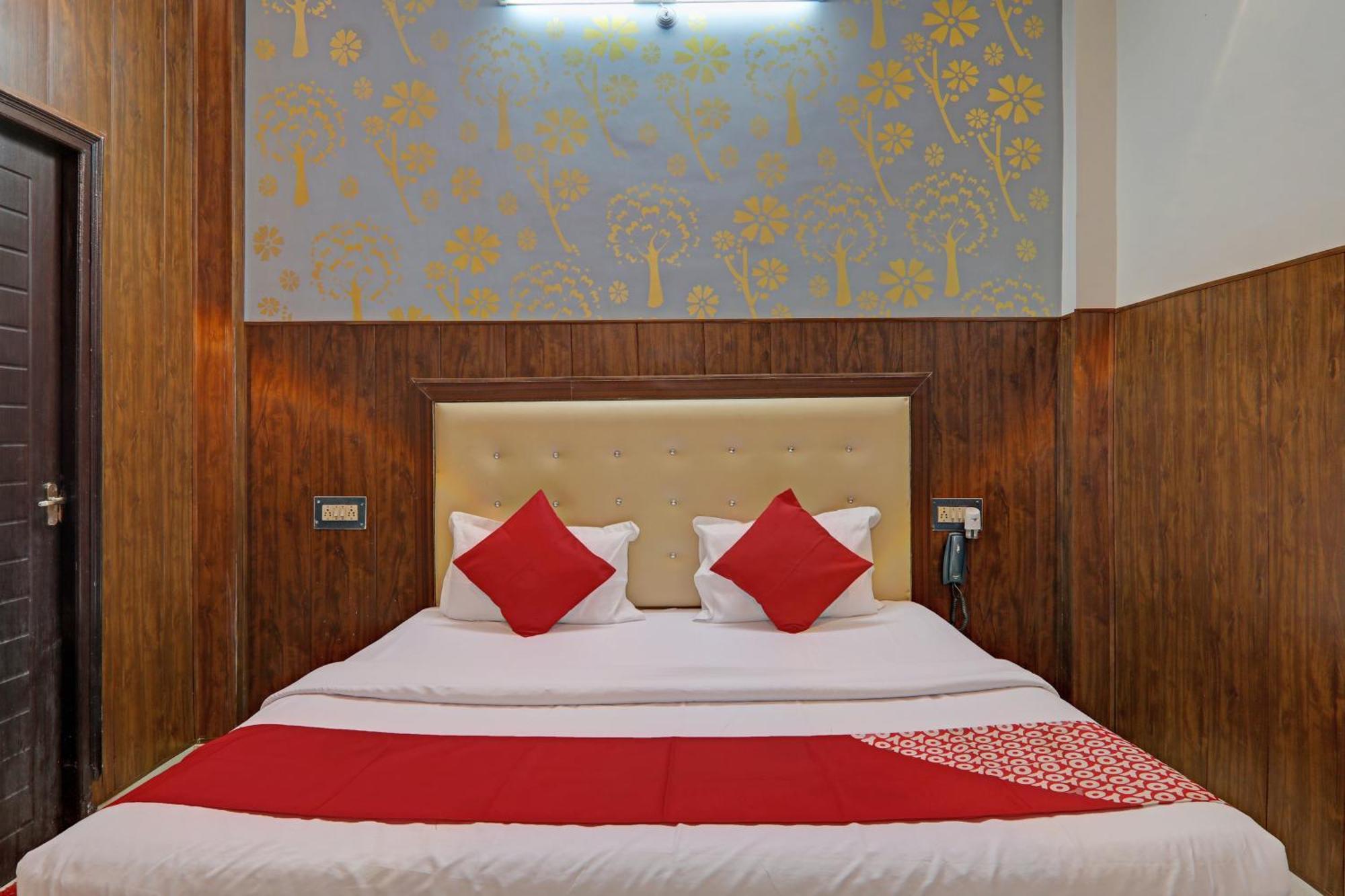 Hotel O Cz Inn Lucknow Exterior foto